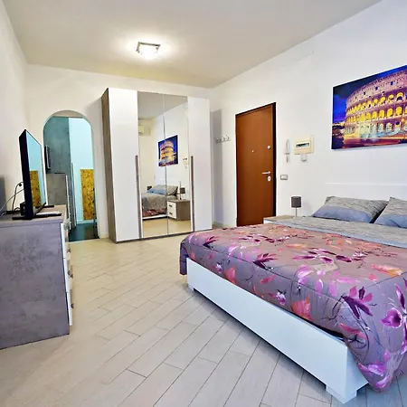 House Colli Aniene 아파트 *